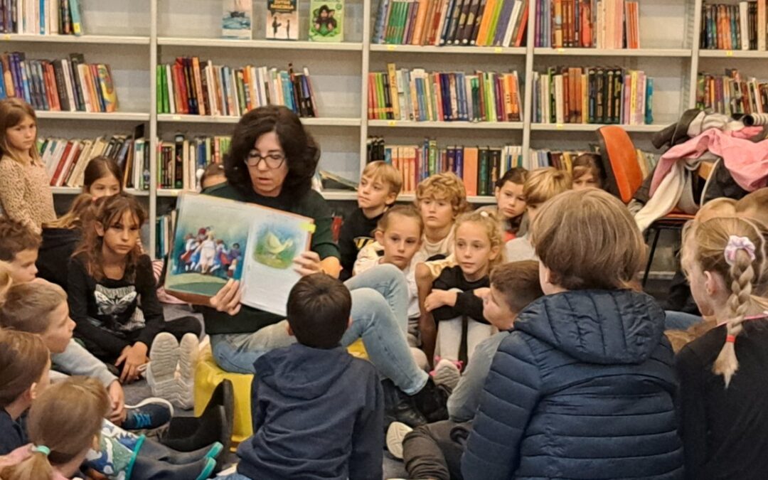 MJESEC HRVATSKE KNJIGE – DRUGAŠI U BAJKOVITOJ NARODNOJ KNJIŽNICI GRAD